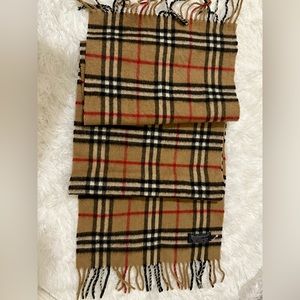 Classic Burberry Cashmere Scarf